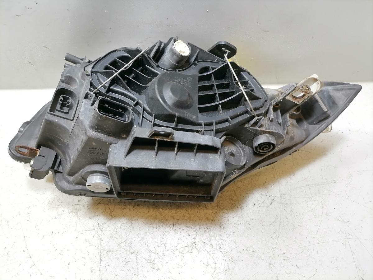 BMW 1er E87 original Scheinwerfer vorn links Halogen leicht vergilbt Bj.2005